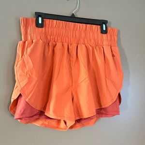 Balance Vista shorts